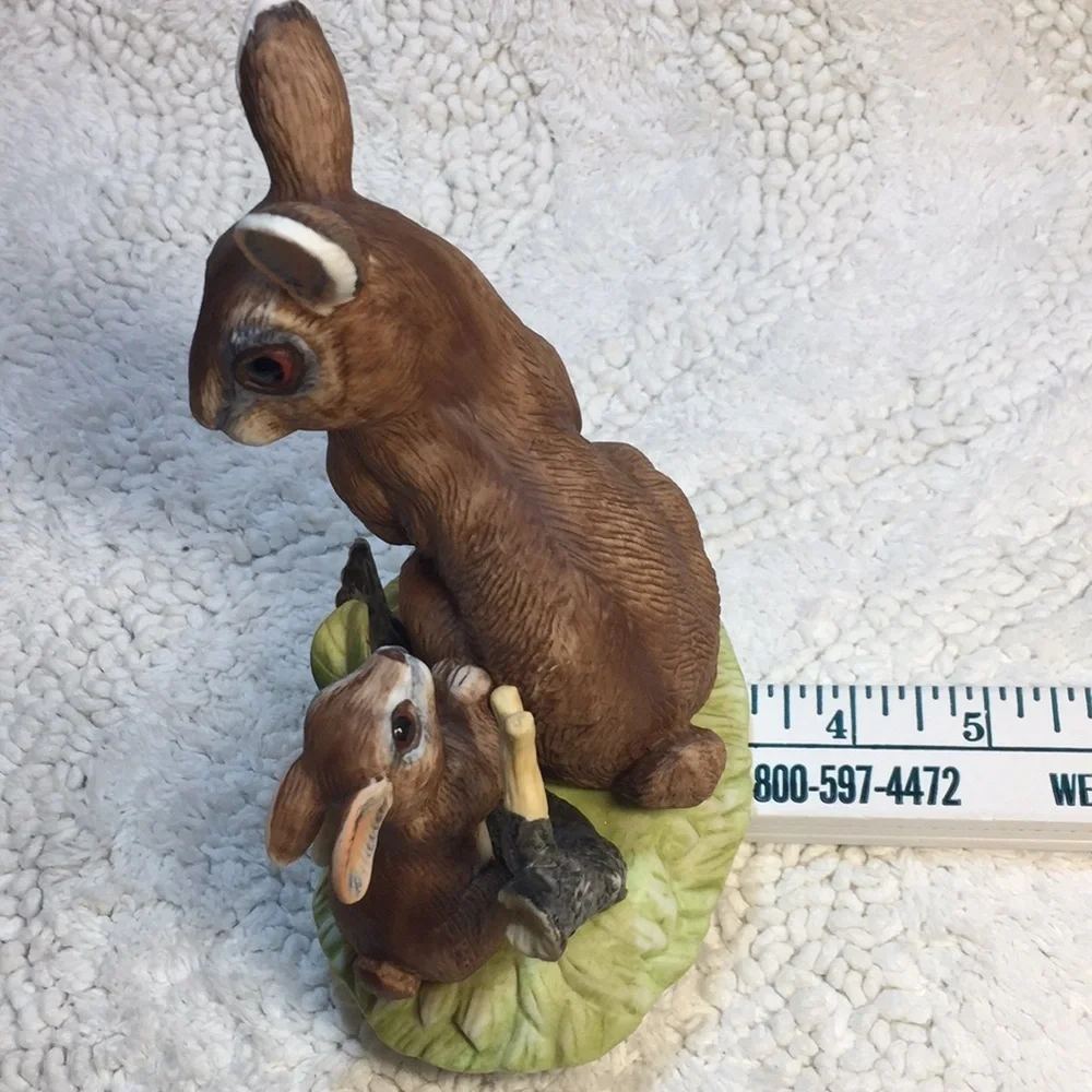 Ceramic Bunnies Mom and Baby Bunny. Very Good Used Condition